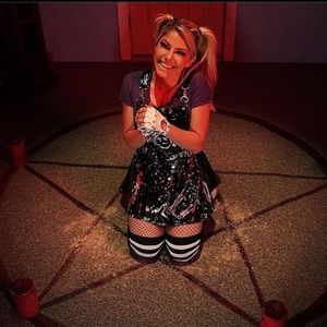 Meet your Posher, Sasha banks fan